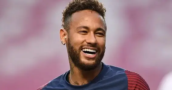 how old is neymar